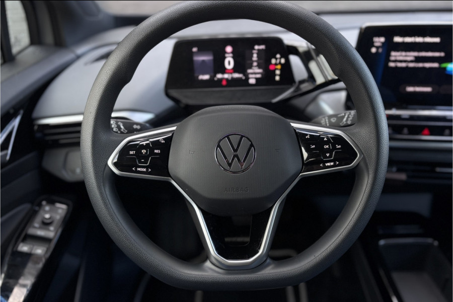 Volkswagen ID.4 Pure 52 kWh | Camera | Adaptive Cruise | Apple Carplay | Keyless Entry