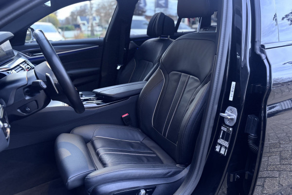 BMW 5 Serie Touring 530i M-Sport | Panodak | Comfortleder | Camera | Head Up | Boxmore Audio | Trekhaak