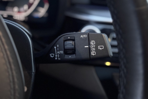 BMW 5 Serie Touring 530i M-Sport | Panodak | Comfortleder | Camera | Head Up | Boxmore Audio | Trekhaak