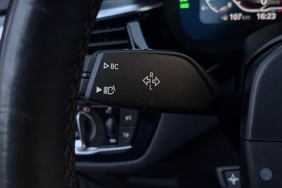 BMW 5 Serie Touring 530i M-Sport | Panodak | Comfortleder | Camera | Head Up | Boxmore Audio | Trekhaak