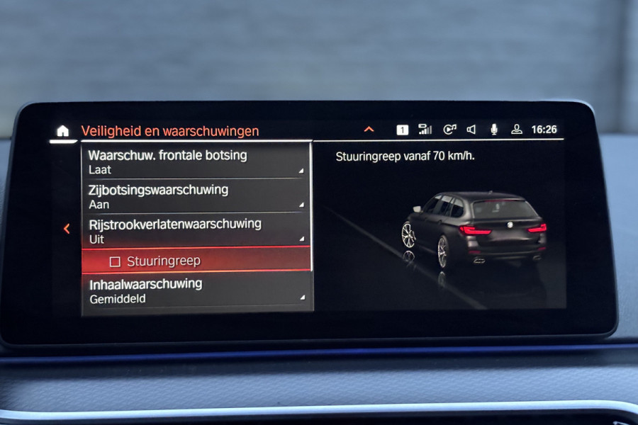 BMW 5 Serie Touring 530i M-Sport | Panodak | Comfortleder | Camera | Head Up | Boxmore Audio | Trekhaak