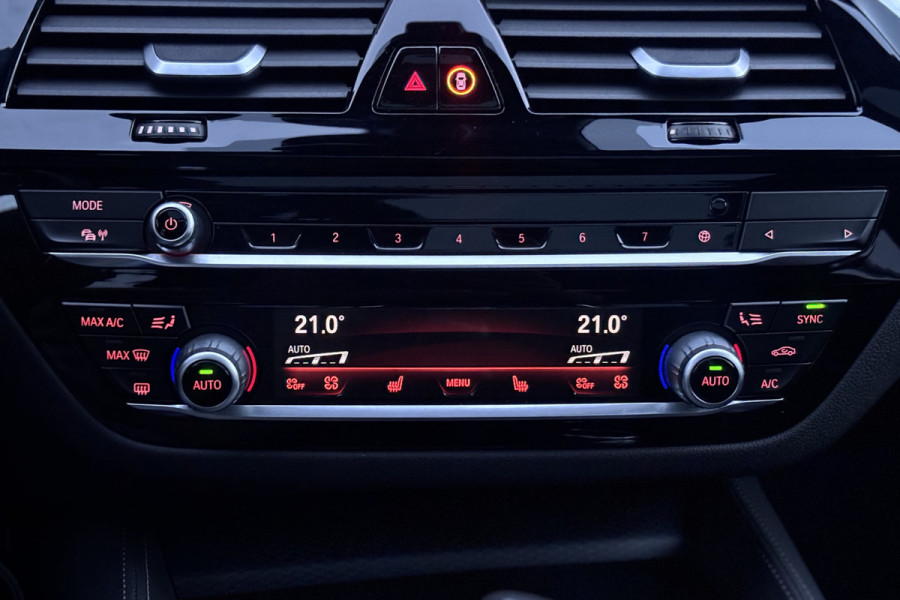 BMW 5 Serie Touring 530i M-Sport | Panodak | Comfortleder | Camera | Head Up | Boxmore Audio | Trekhaak