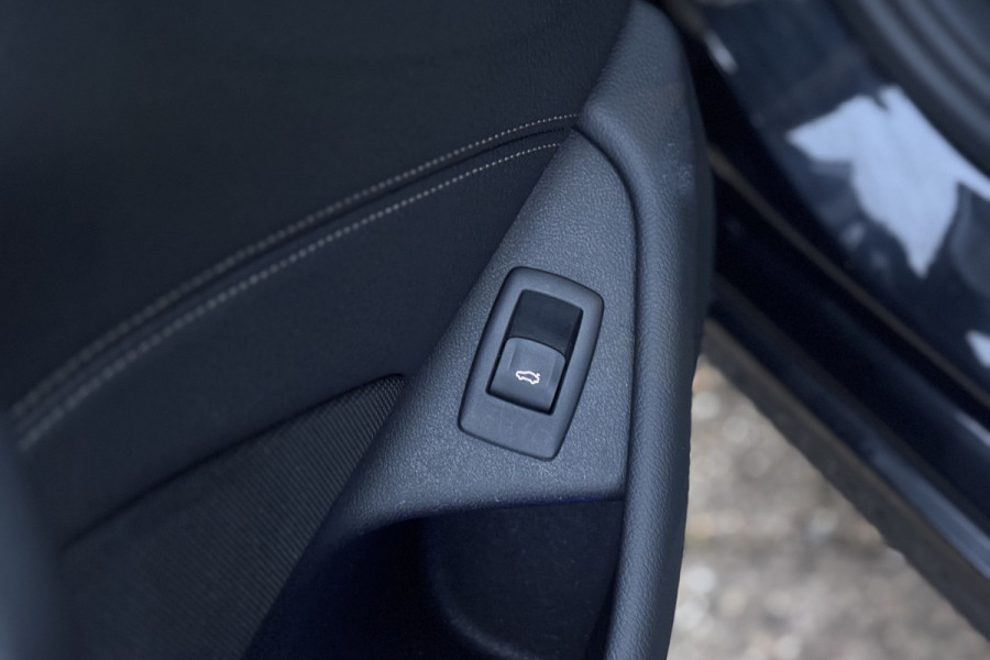 BMW 5 Serie Touring 530i M-Sport | Panodak | Comfortleder | Camera | Head Up | Boxmore Audio | Trekhaak