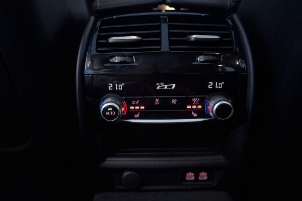 BMW 5 Serie Touring 530i M-Sport | Panodak | Comfortleder | Camera | Head Up | Boxmore Audio | Trekhaak