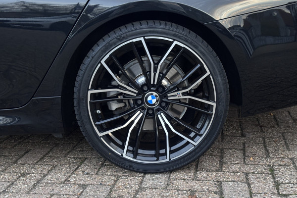 BMW 5 Serie Touring 530i M-Sport | Panodak | Comfortleder | Camera | Head Up | Boxmore Audio | Trekhaak