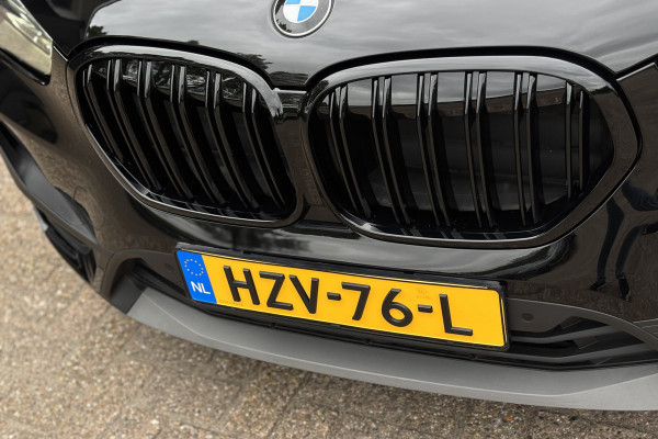 BMW X1 xDrive25e | PDC V+A | Apple Carplay | Elektrische Klep | LED | Cruise | DAB | 15x op voorraad !