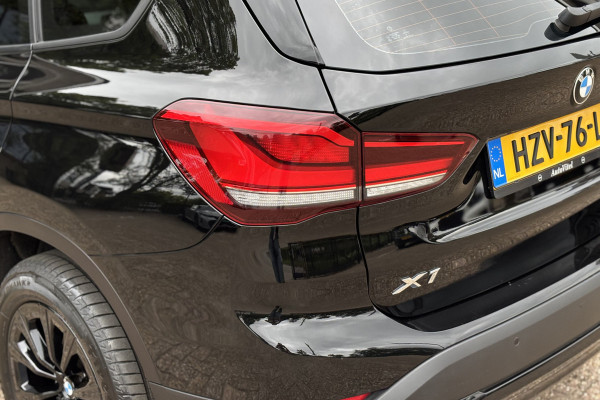 BMW X1 xDrive25e | PDC V+A | Apple Carplay | Elektrische Klep | LED | Cruise | DAB | 15x op voorraad !