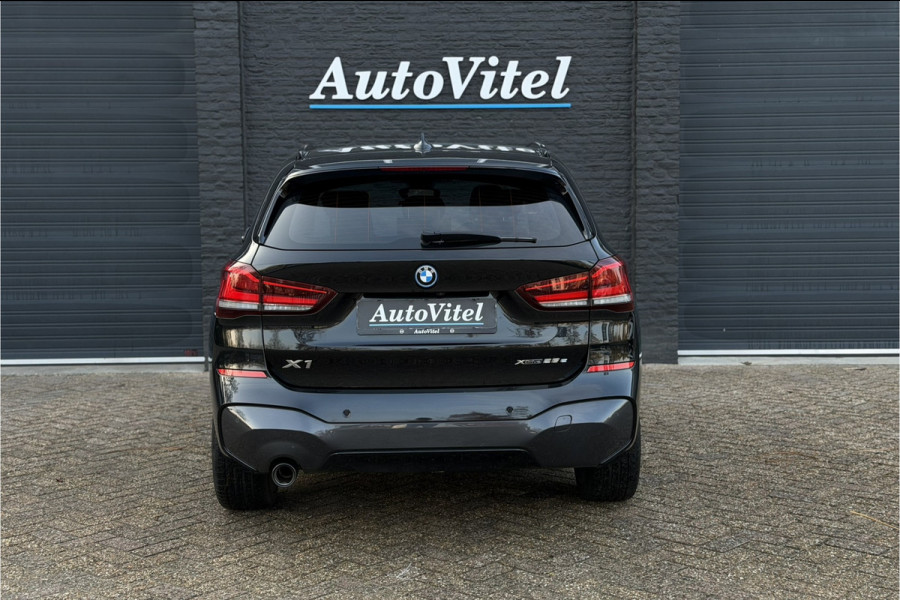 BMW X1 xDrive25e M-Sport | Sportleder | Camera | Stoel + Stuurverwarming | Adaptive Cruise