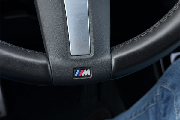 BMW X1 xDrive25e M-Sport | Sportleder | Camera | Stoel + Stuurverwarming | Adaptive Cruise