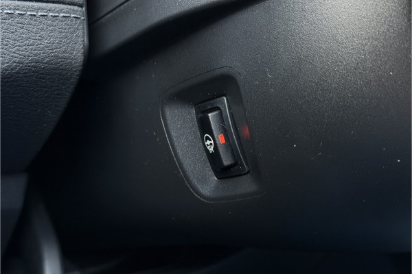 BMW X1 xDrive25e M-Sport | Sportleder | Camera | Stoel + Stuurverwarming | Adaptive Cruise