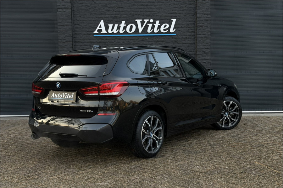 BMW X1 xDrive25e M-Sport | Sportleder | Camera | Stoel + Stuurverwarming | Adaptive Cruise