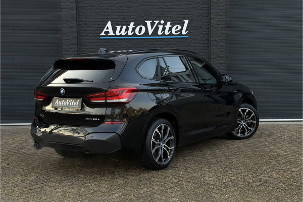 BMW X1 xDrive25e M-Sport | Sportleder | Camera | Stoel + Stuurverwarming | Adaptive Cruise