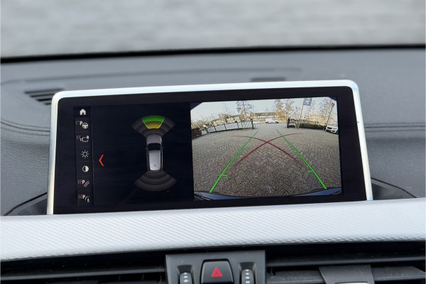 BMW X1 xDrive25e M-Sport | Sportleder | Camera | Stoel + Stuurverwarming | Adaptive Cruise