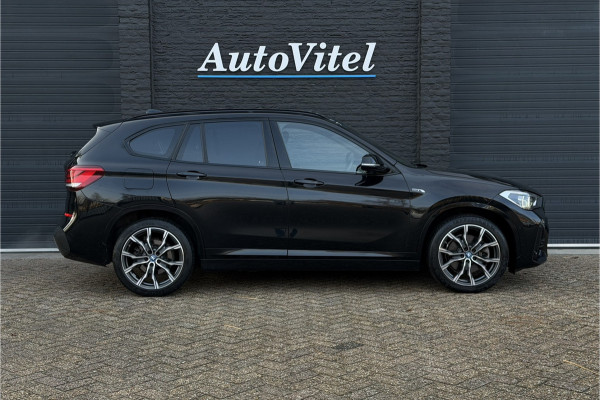BMW X1 xDrive25e M-Sport | Sportleder | Camera | Stoel + Stuurverwarming | Adaptive Cruise