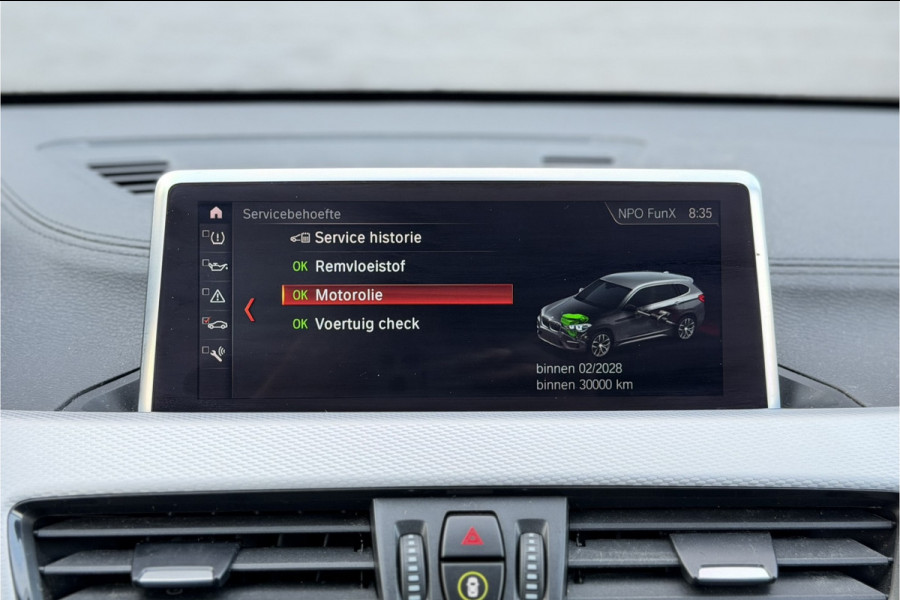 BMW X1 xDrive25e M-Sport | Sportleder | Camera | Stoel + Stuurverwarming | Adaptive Cruise