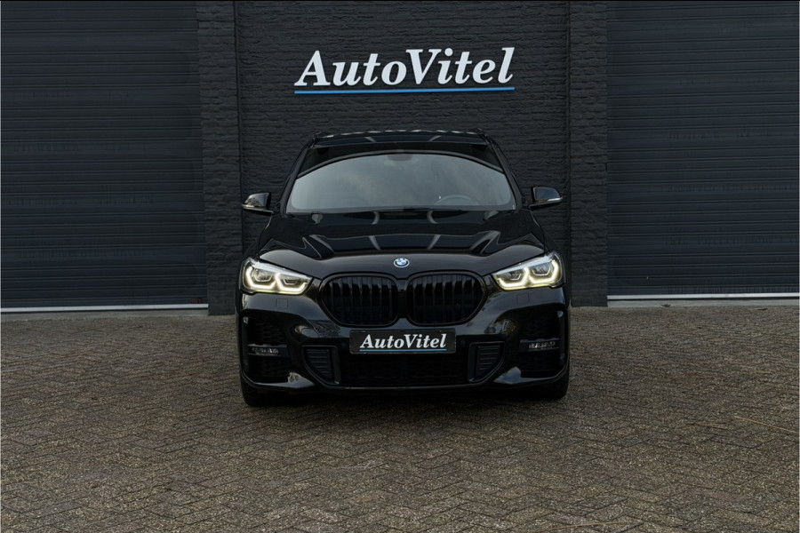 BMW X1 xDrive25e M-Sport | Sportleder | Camera | Stoel + Stuurverwarming | Adaptive Cruise