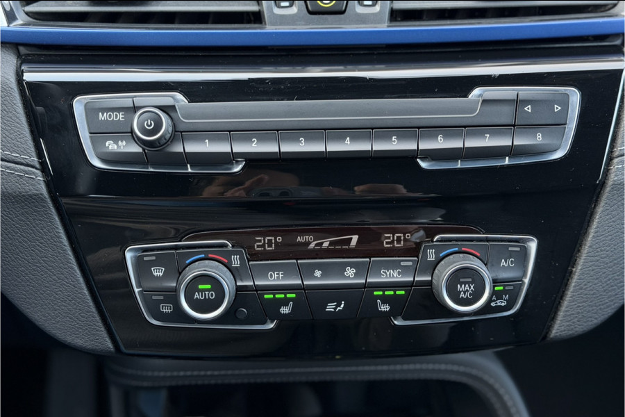 BMW X1 xDrive25e M-Sport | Sportleder | Camera | Stoel + Stuurverwarming | Adaptive Cruise