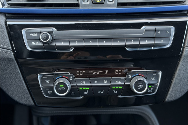 BMW X1 xDrive25e M-Sport | Sportleder | Camera | Stoel + Stuurverwarming | Adaptive Cruise