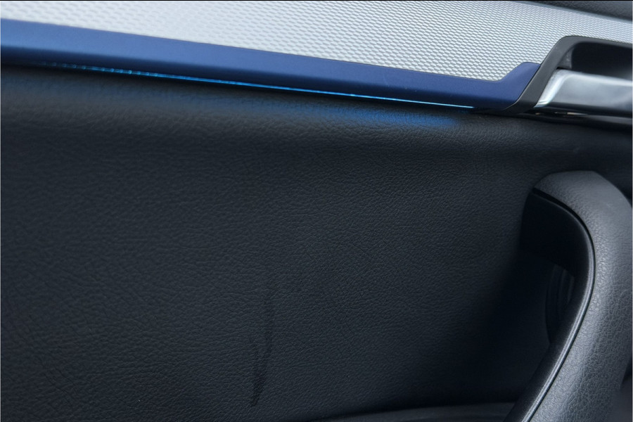 BMW X1 xDrive25e M-Sport | Sportleder | Camera | Stoel + Stuurverwarming | Adaptive Cruise