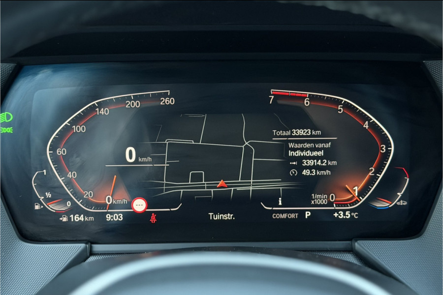 BMW 1-serie 118i M-Sport | Stoelverwarming | Live Cockpit Prof. | Carplay | PDC V & A