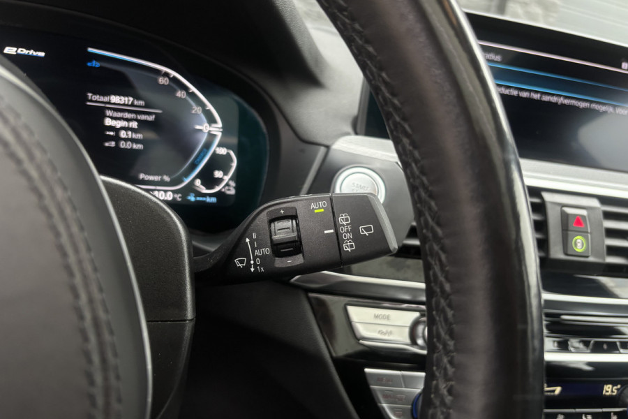 BMW X3 xDrive30e M Sport | Panodak | 360° Camera | Trekhaak | Head-up | Comfort Access | LED