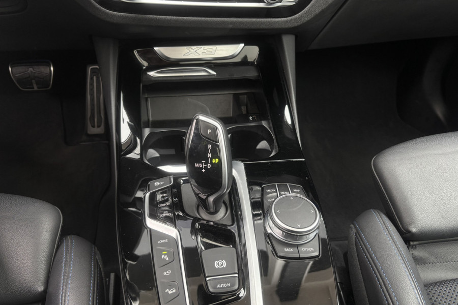 BMW X3 xDrive30e M Sport | Panodak | 360° Camera | Trekhaak | Head-up | Comfort Access | LED