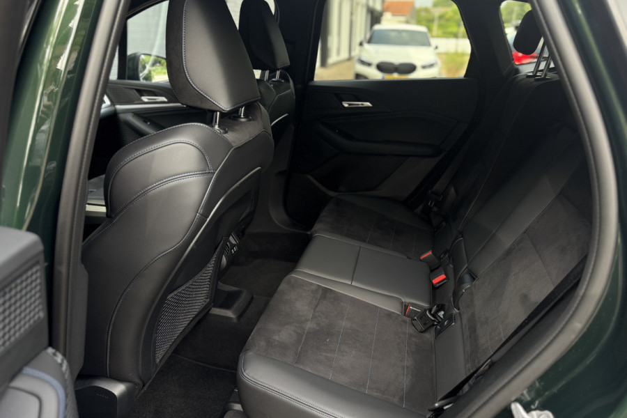 BMW 2 Serie Active Tourer 218i M-Sport | Sportstoelen | Adaptive Cruise | Adaptief M-onderstel