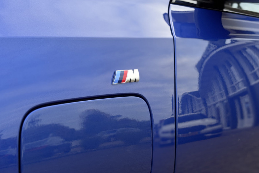 BMW 3 Serie Touring 330e M-Sport | 19,5 kWh | Panodak | Head-Up | Memory | Trekhaak | 360° Camera | Fabrieksgarantie