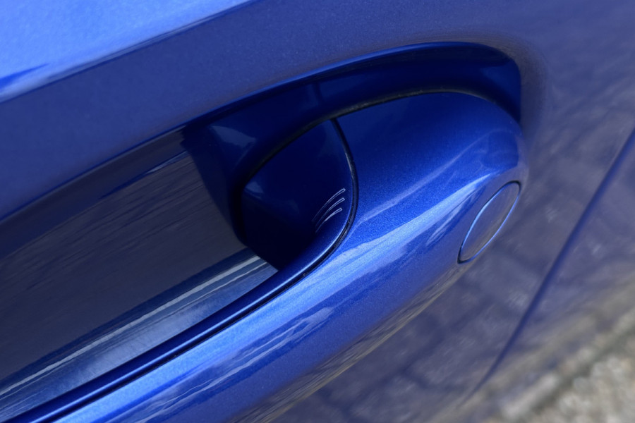 BMW 3 Serie Touring 330e M-Sport | 19,5 kWh | Panodak | Head-Up | Memory | Trekhaak | 360° Camera | Fabrieksgarantie