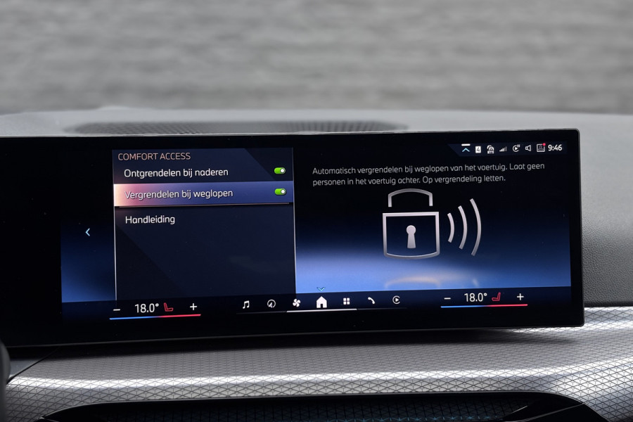 BMW 3 Serie Touring 330e M-Sport | 19,5 kWh | Panodak | Head-Up | Memory | Trekhaak | 360° Camera | Fabrieksgarantie