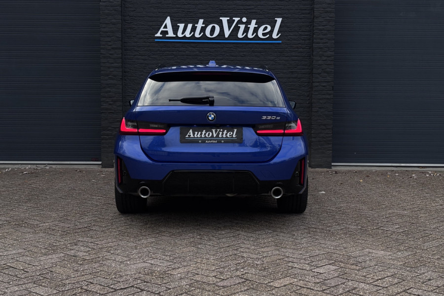 BMW 3 Serie Touring 330e M-Sport | 19,5 kWh | Panodak | Head-Up | Memory | Trekhaak | 360° Camera | Fabrieksgarantie