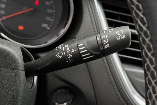 Opel Grandland X 1.5 CDTi Innovation | Automaat | Trekhaak | NAP | Cruise