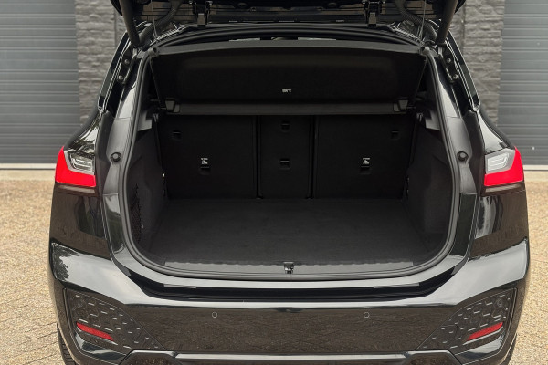 BMW 2 Serie Active Tourer 218i M-Sport | Harman/Kardon | Head-Up | Comfort Acces | Adap. Cruise | Adaptief M-Onderstel