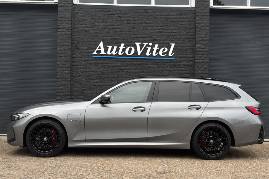 BMW 3 Serie Touring 330e M-Sport Pro | Widescreen | Memory | Camera | Laserlight | Adaptive Cruise