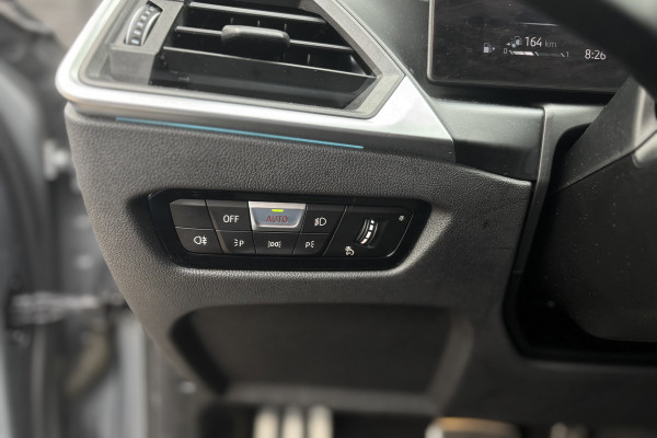 BMW 3 Serie Touring 330e M-Sport Pro | Widescreen | Memory | Camera | Laserlight | Adaptive Cruise