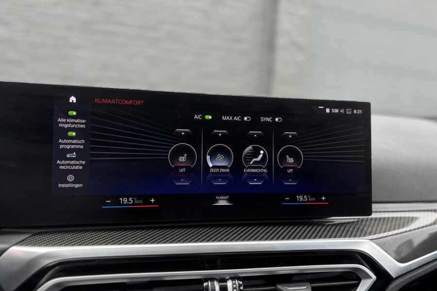 BMW 3 Serie Touring 330e M-Sport Pro | Widescreen | Memory | Camera | Laserlight | Adaptive Cruise