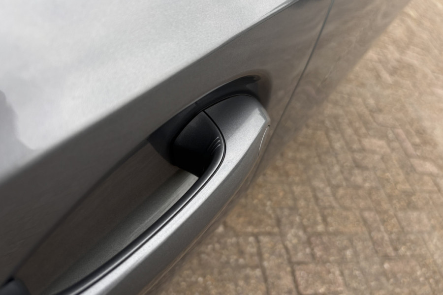 BMW 3 Serie Touring 330e M-Sport Pro | Widescreen | Memory | Camera | Laserlight | Adaptive Cruise