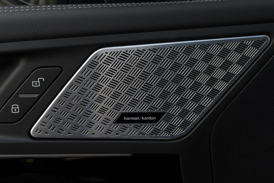 BMW 2 Serie Active Tourer 218i | Harman Kardon | Head-up | Camera | Trekhaak | Comfort Access