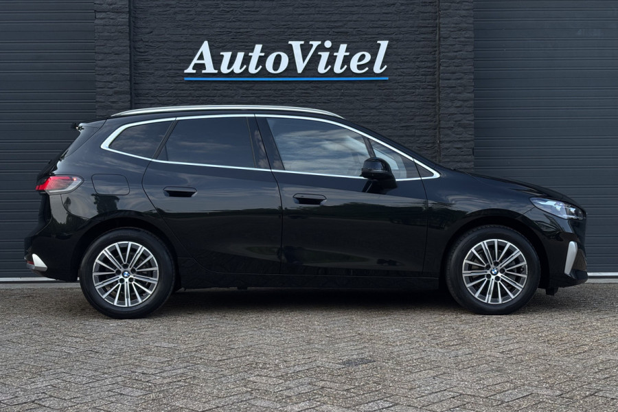 BMW 2 Serie Active Tourer 218i | Harman Kardon | Head-up | Camera | Trekhaak | Comfort Access