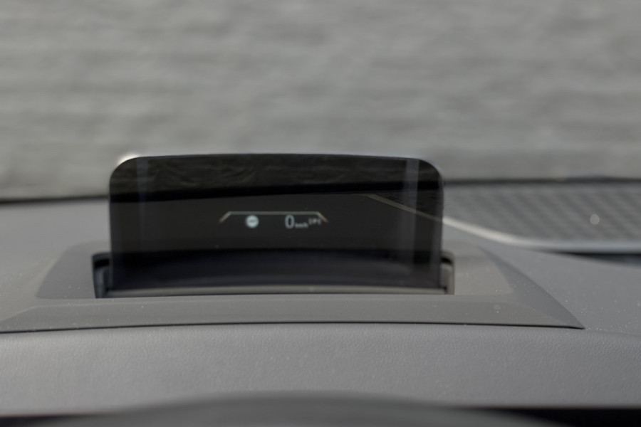 BMW 2 Serie Active Tourer 218i | Harman Kardon | Head-up | Camera | Trekhaak | Comfort Access