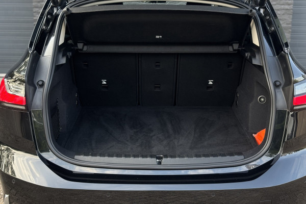 BMW 2 Serie Active Tourer 218i | Harman Kardon | Head-up | Camera | Trekhaak | Comfort Access