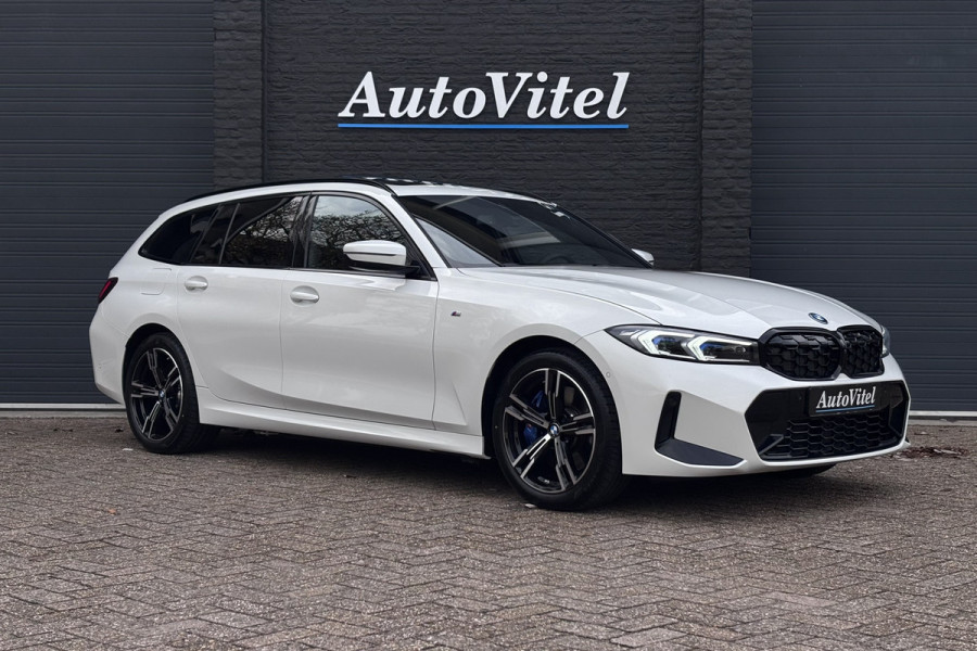 BMW 3 Serie Touring 330e M-Sport | 19,5 kWh Accu | Panodak | Head-Up | Memory | Trekhaak | 360° Camera | Fabrieksgarantie