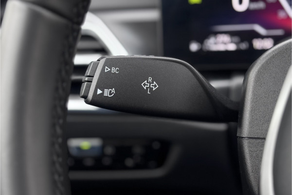 BMW 3 Serie Touring 330e M-Sport | 19,5 kWh Accu | Panodak | Head-Up | Memory | Trekhaak | 360° Camera | Fabrieksgarantie