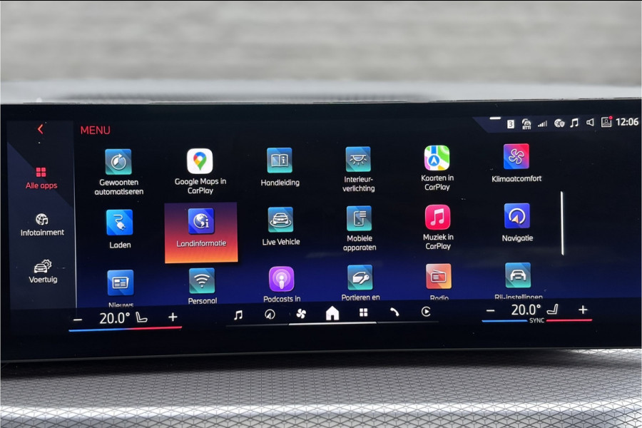 BMW 3 Serie Touring 330e M-Sport | 19,5 kWh Accu | Panodak | Head-Up | Memory | Trekhaak | 360° Camera | Fabrieksgarantie