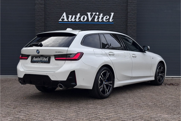 BMW 3 Serie Touring 330e M-Sport | 19,5 kWh Accu | Panodak | Head-Up | Memory | Trekhaak | 360° Camera | Fabrieksgarantie