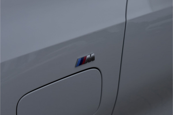 BMW 3 Serie Touring 330e M-Sport | 19,5 kWh Accu | Panodak | Head-Up | Memory | Trekhaak | 360° Camera | Fabrieksgarantie