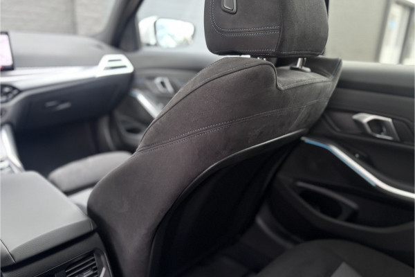 BMW 3 Serie Touring 330e M-Sport | 19,5 kWh Accu | Panodak | Head-Up | Memory | Trekhaak | 360° Camera | Fabrieksgarantie