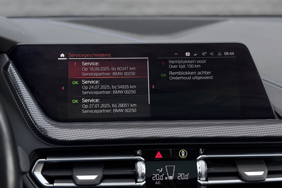 BMW 1-serie 118i M-sport | Panodak | M-Kuipstoelen | M-performance Wheels | Stoel+Stuurverwarming | Comfort Access | Trekhaak