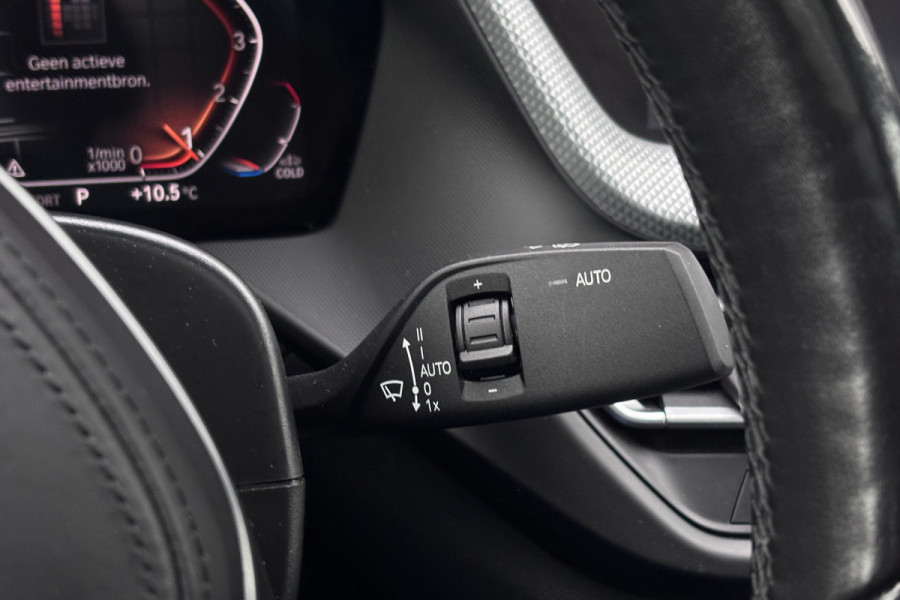 BMW 2 Serie Gran Coupé 218i M-Sport | Panodak | Stoel + Stuurverwarming | Privacy Glas | 19'Inch | Adaptief LED
