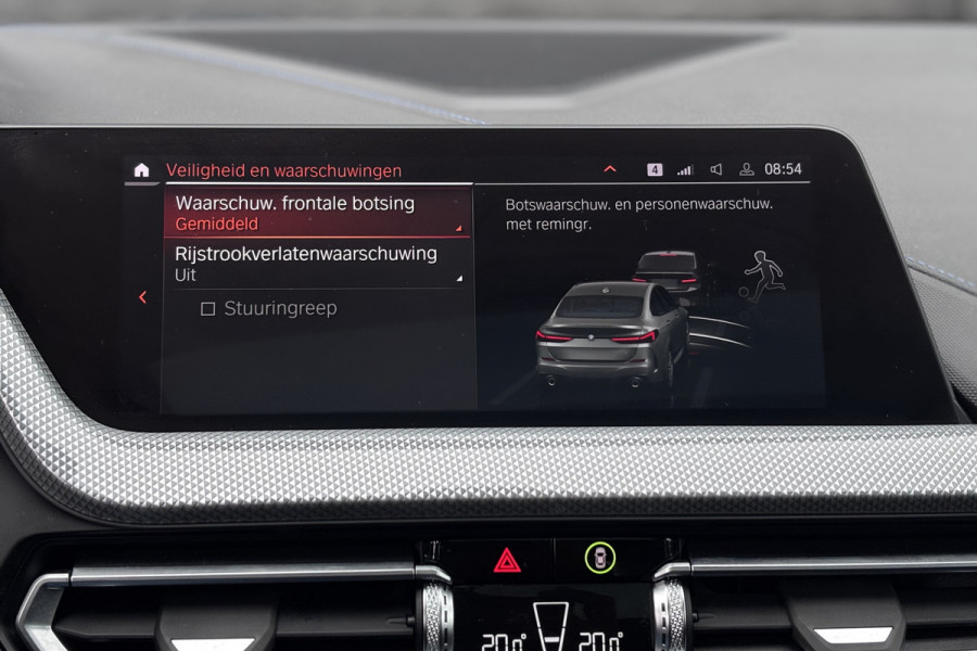 BMW 2 Serie Gran Coupé 218i M-Sport | Panodak | Stoel + Stuurverwarming | Privacy Glas | 19'Inch | Adaptief LED